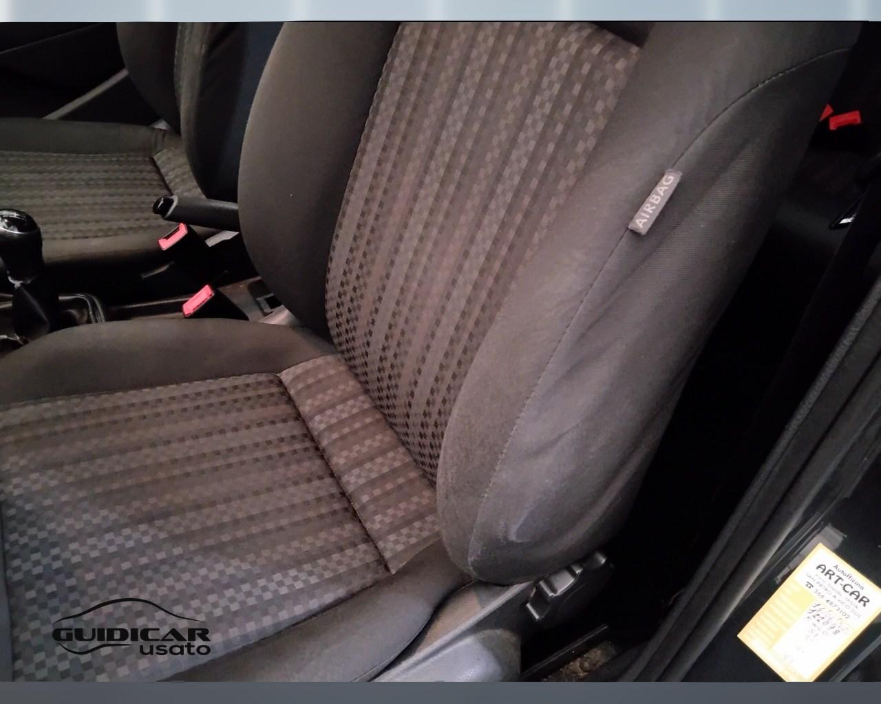 VOLKSWAGEN Polo V 2014 - Polo 5p 1.0 mpi Trendline 60cv