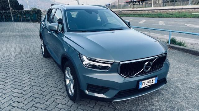 Volvo XC40 T4 AWD Geartronic Momentum
