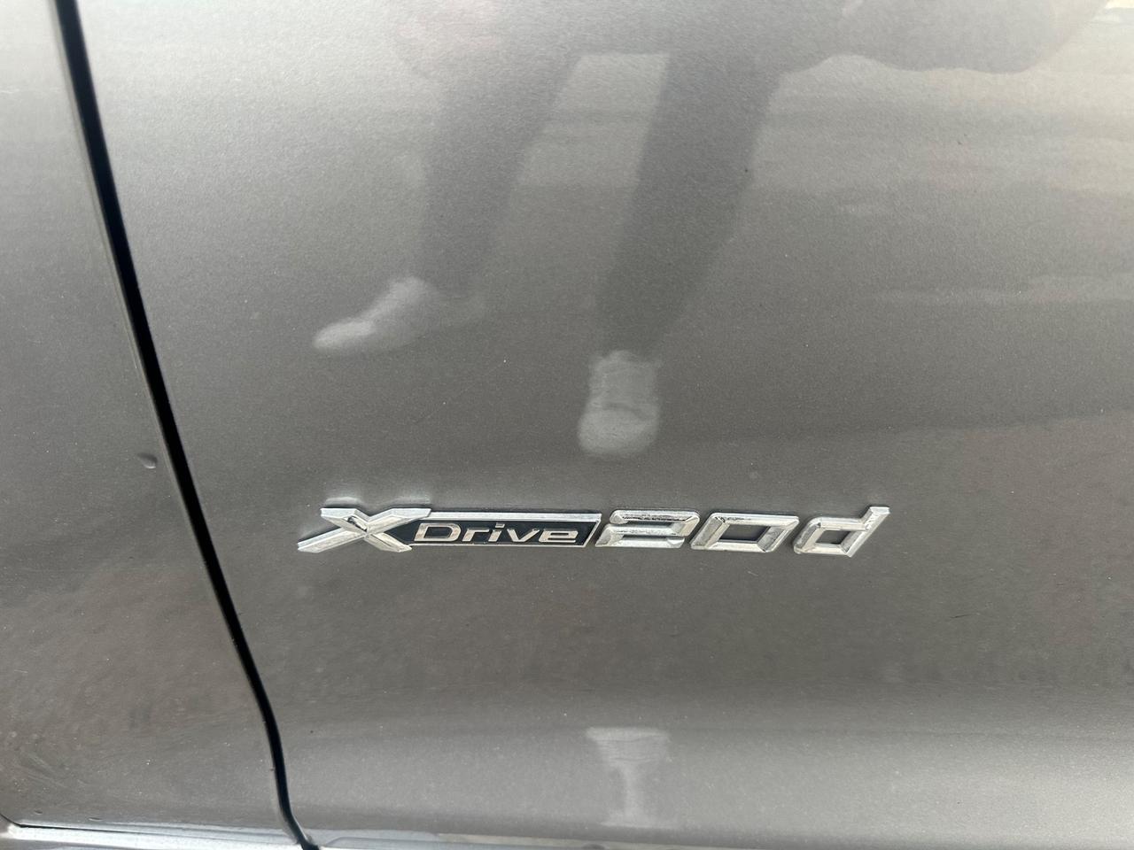 BMW X3 X DRIVE 2.0 AUT/F1/NAVI/BI-XENON/PEDANE