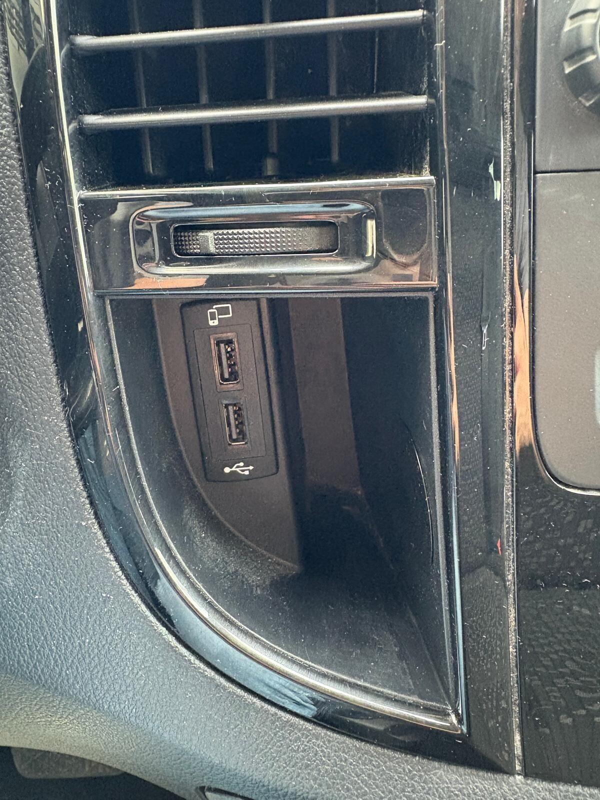 MERCEDES-BENZ VITO 114 CDi COMPACT AUTO 9 POSTI