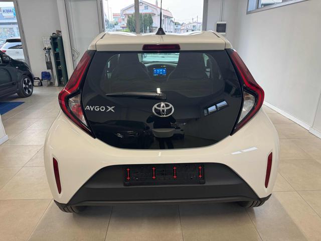 TOYOTA Aygo X 1.0 VVT-i 72 CV 5 porte Active Km0