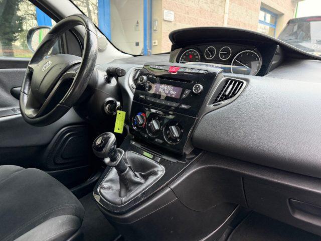 LANCIA Ypsilon 1.2 69CV CLIMA SENSORI PARCHEGGIO POSTERIORI