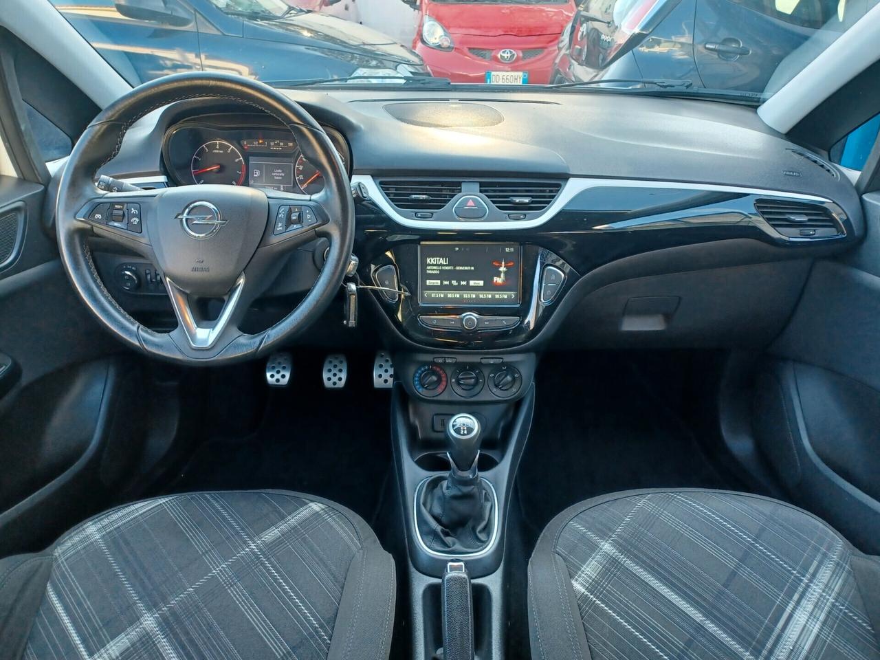 Opel Corsa 1.2 5 porte ANNO 2016 solo 69000 km