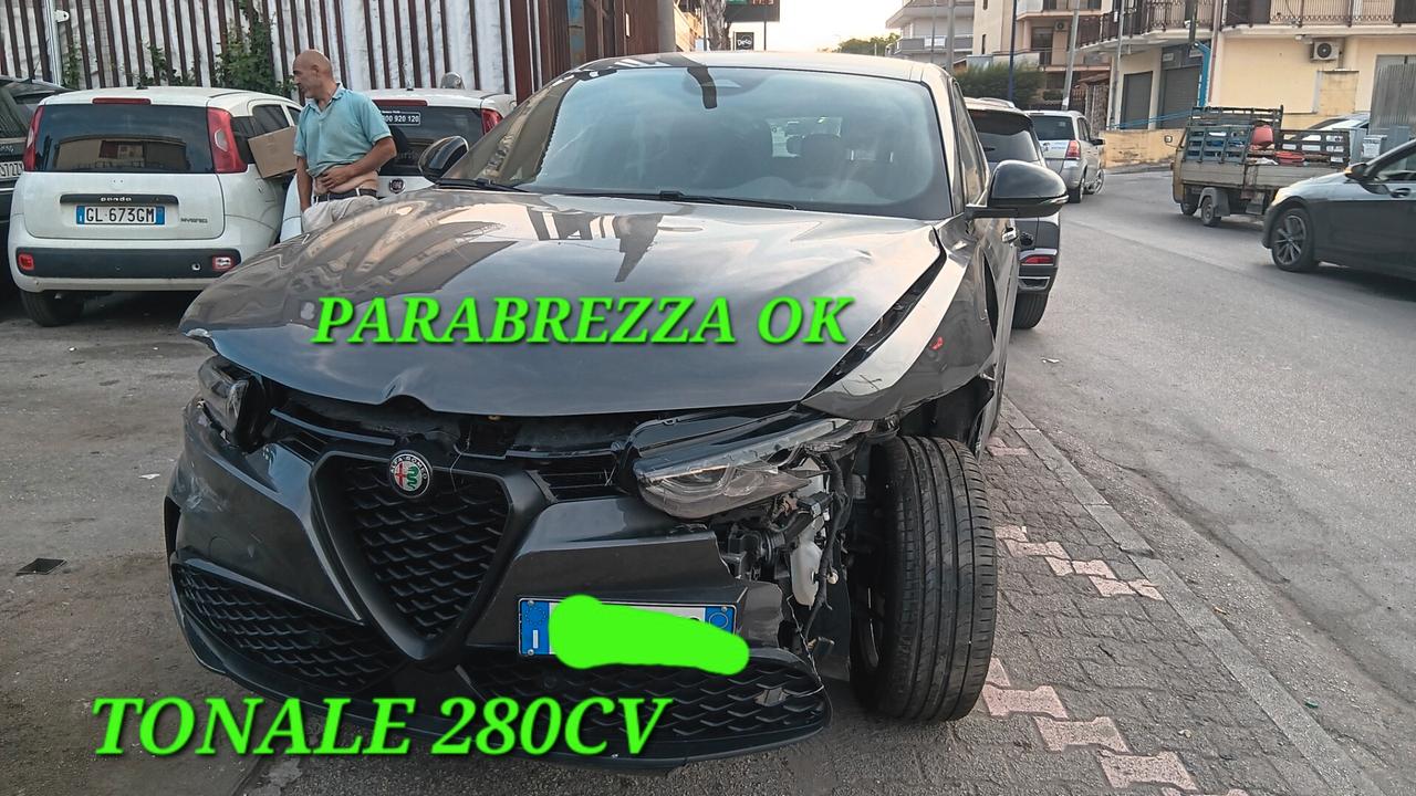 Alfa Romeo Tonale Q4 280CV INCIDENTATA SINISTRATA MONDIALCARS 023