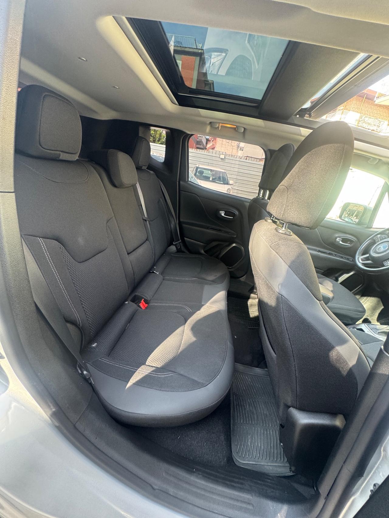 Jeep Renegade 1.3 T4 DDCT Limited
