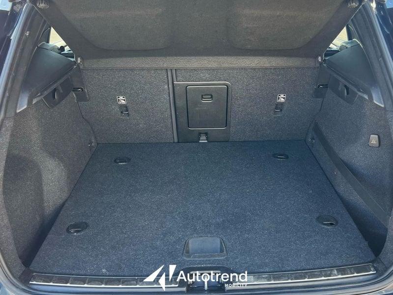 Volvo XC40 D3 150 CV Automatica NAVI LED Inscription N1 Autocarro