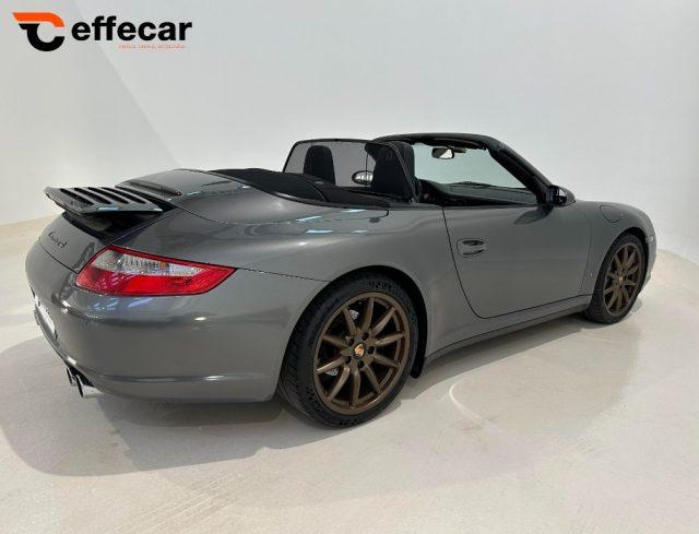 PORSCHE 911 Carrera 4 Cabriolet