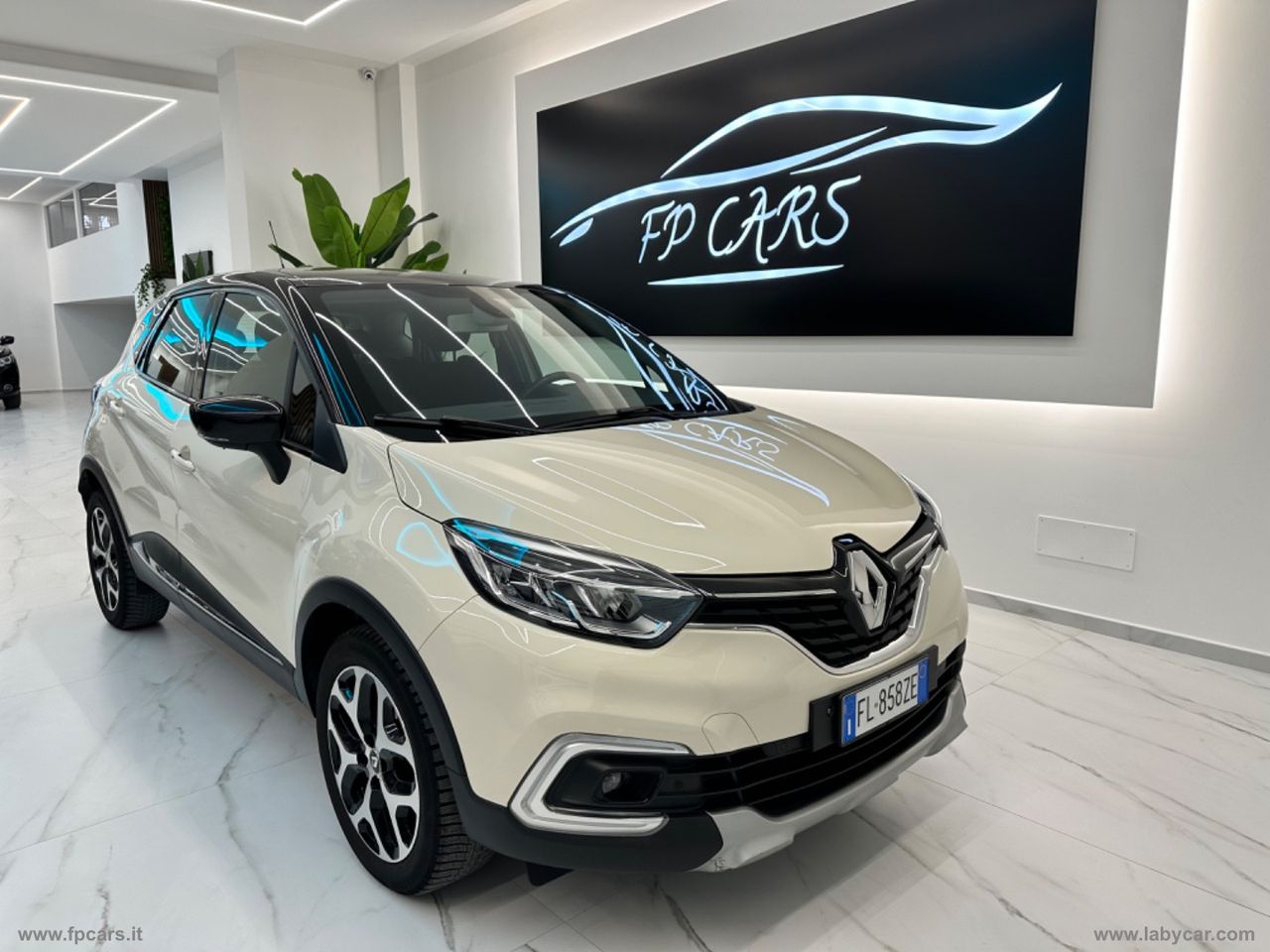 RENAULT Captur dCi 8V 90 CV S&amp;S Energy Intens OK NEOPATENTATI