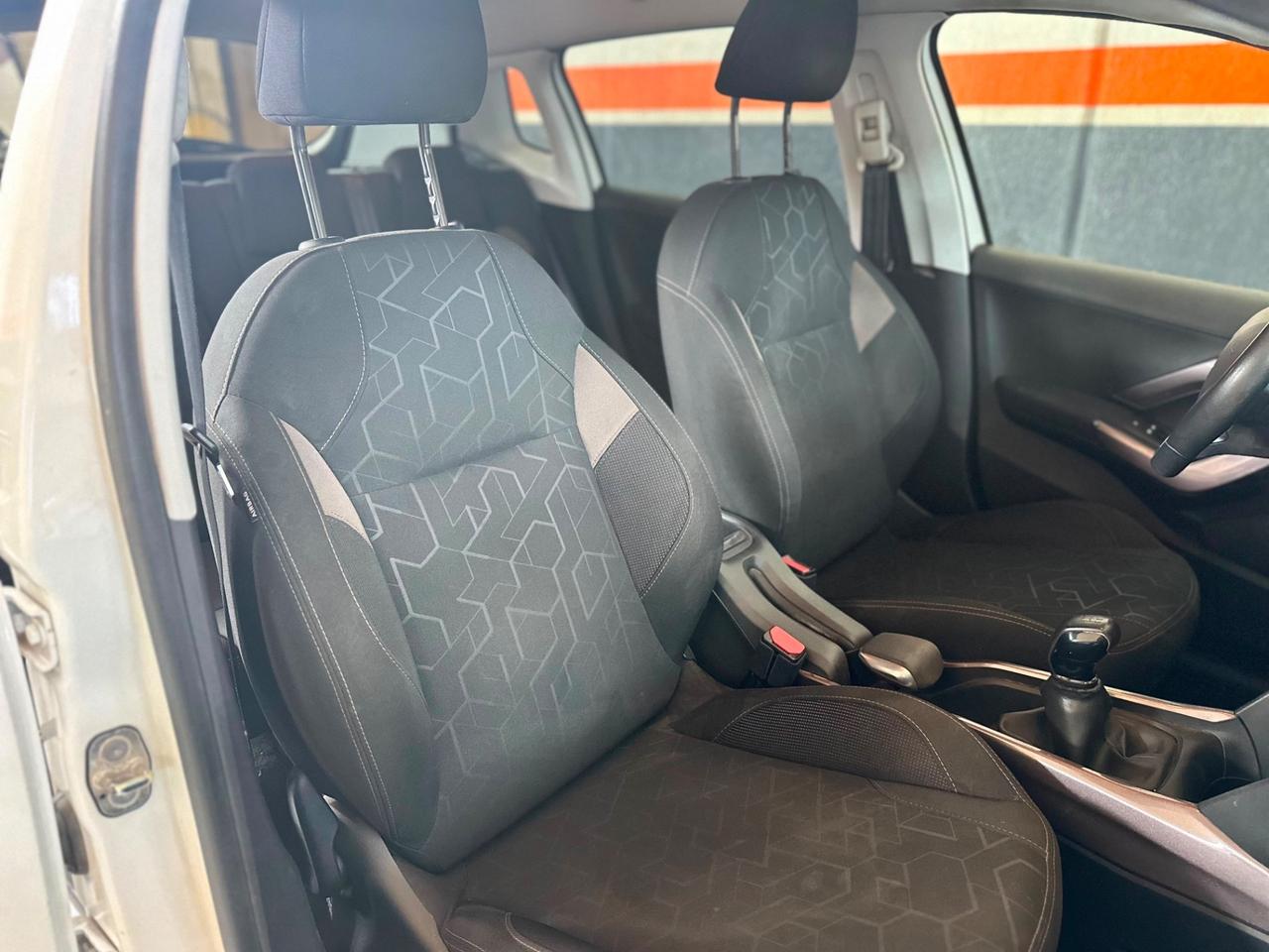 Peugeot 2008 PureTech 82 Allure NEOPATENTATI
