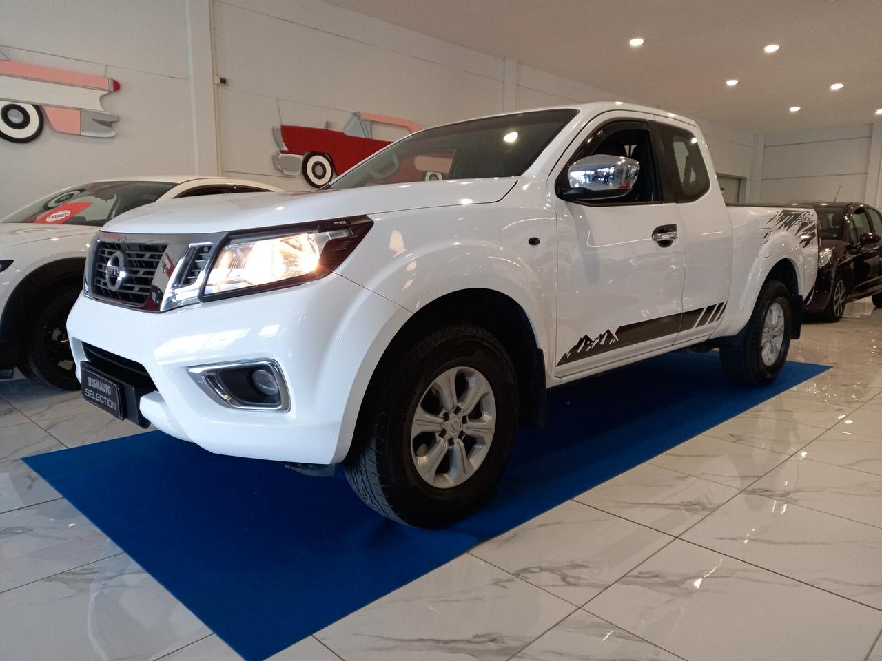 Nissan Navara 2.3 dCi 4WD King Cab Acenta