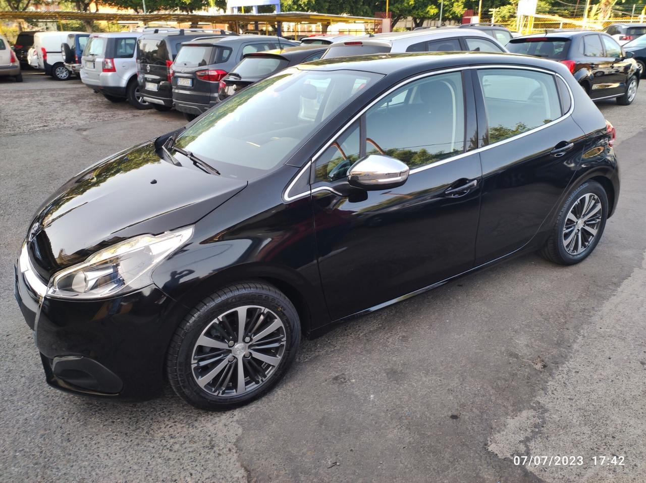 Peugeot 208 PureTech Turbo 110 EAT6 S&S 5 porte Allure