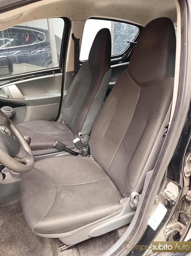 TOYOTA Aygo 1.0 12V VVT-i 5 porte Now