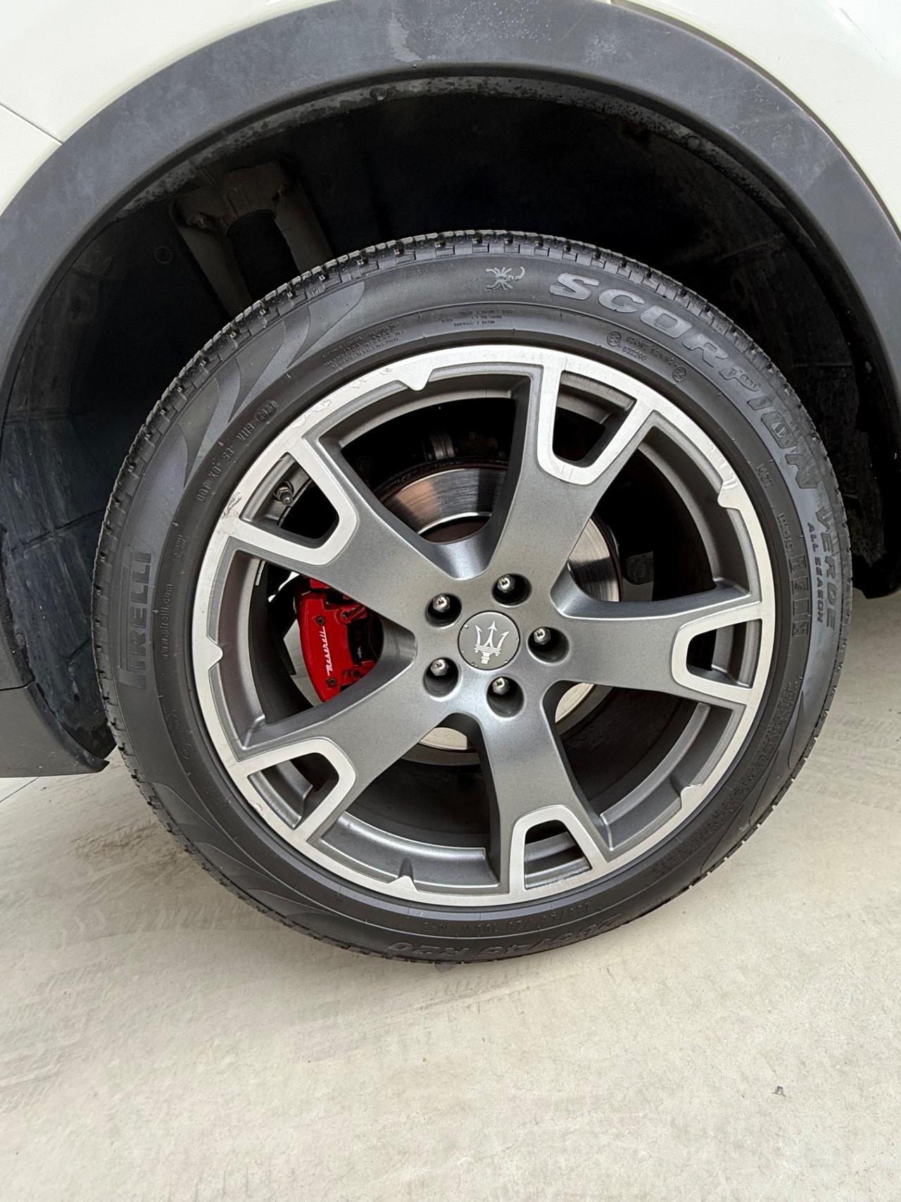 Maserati Levante V6 Diesel 275 CV AWD