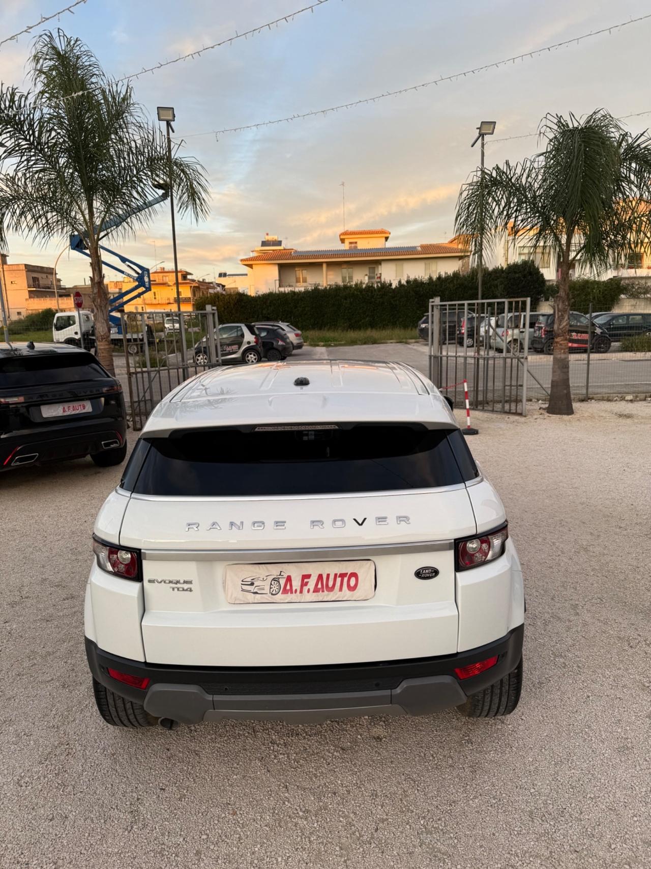 Land Rover Range Evoque 2.2 TD4 5p. Dynamic