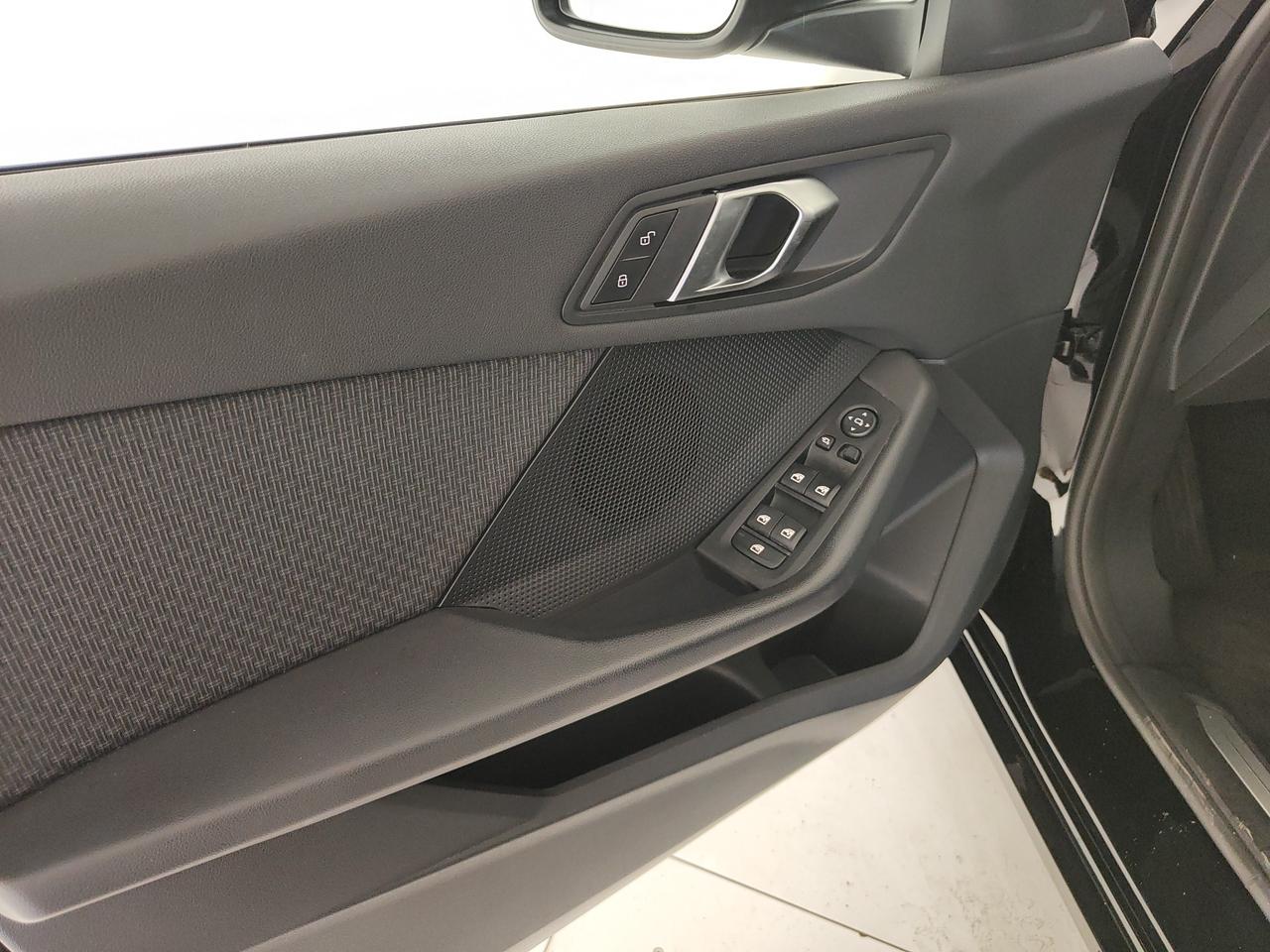 BMW 116d Business Advantage auto