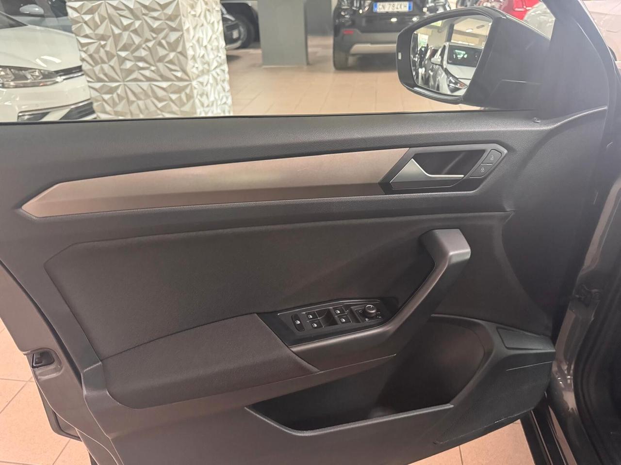 Volkswagen T-Roc 2.0 TDI SCR Business