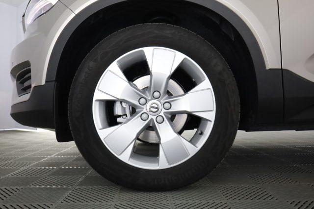 VOLVO XC40 XC40 T2 Geartronic Momentum Pro