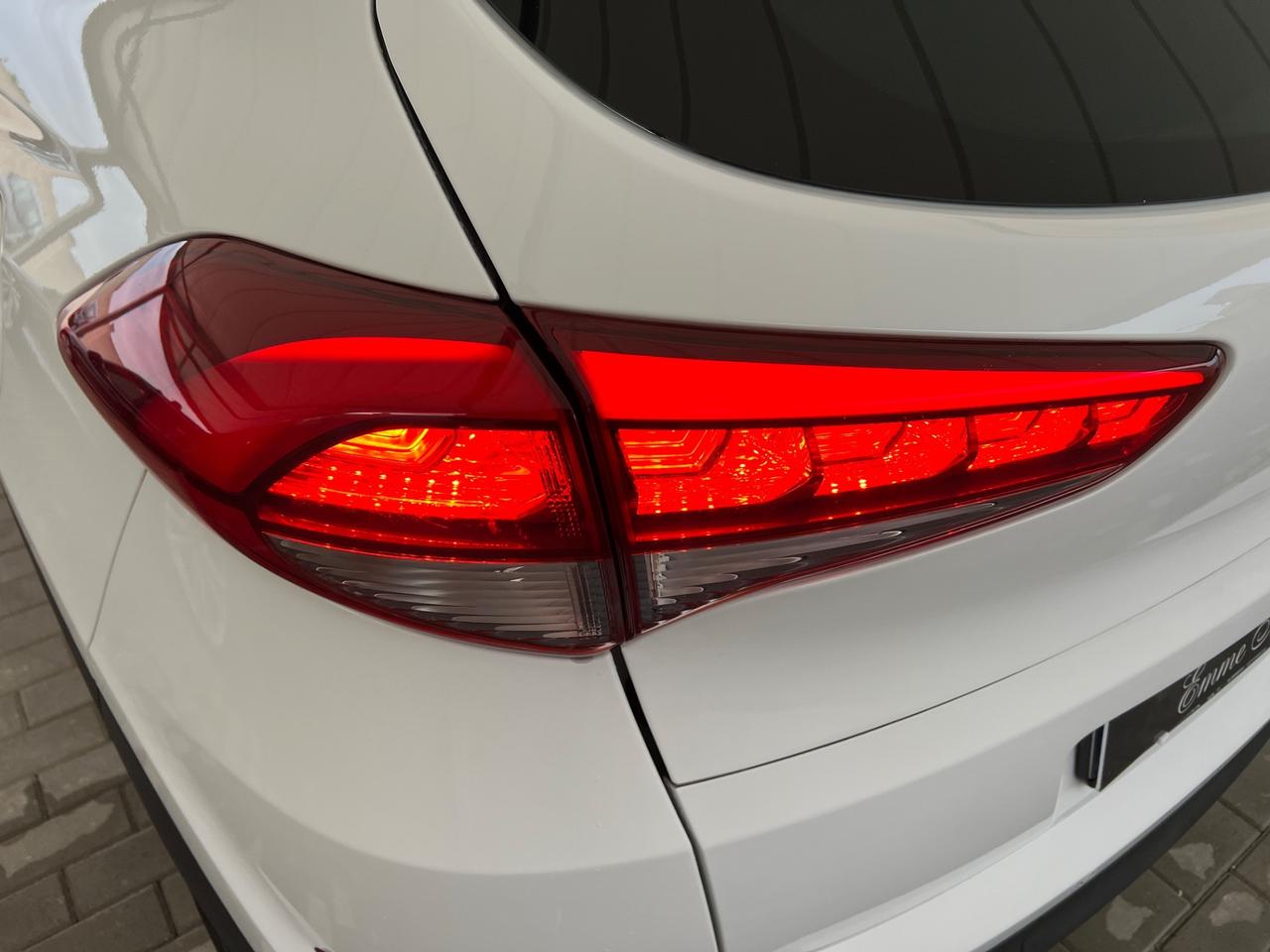 Hyundai Tucson 1.7 CRDi XPossible TETTO PANORAMICO