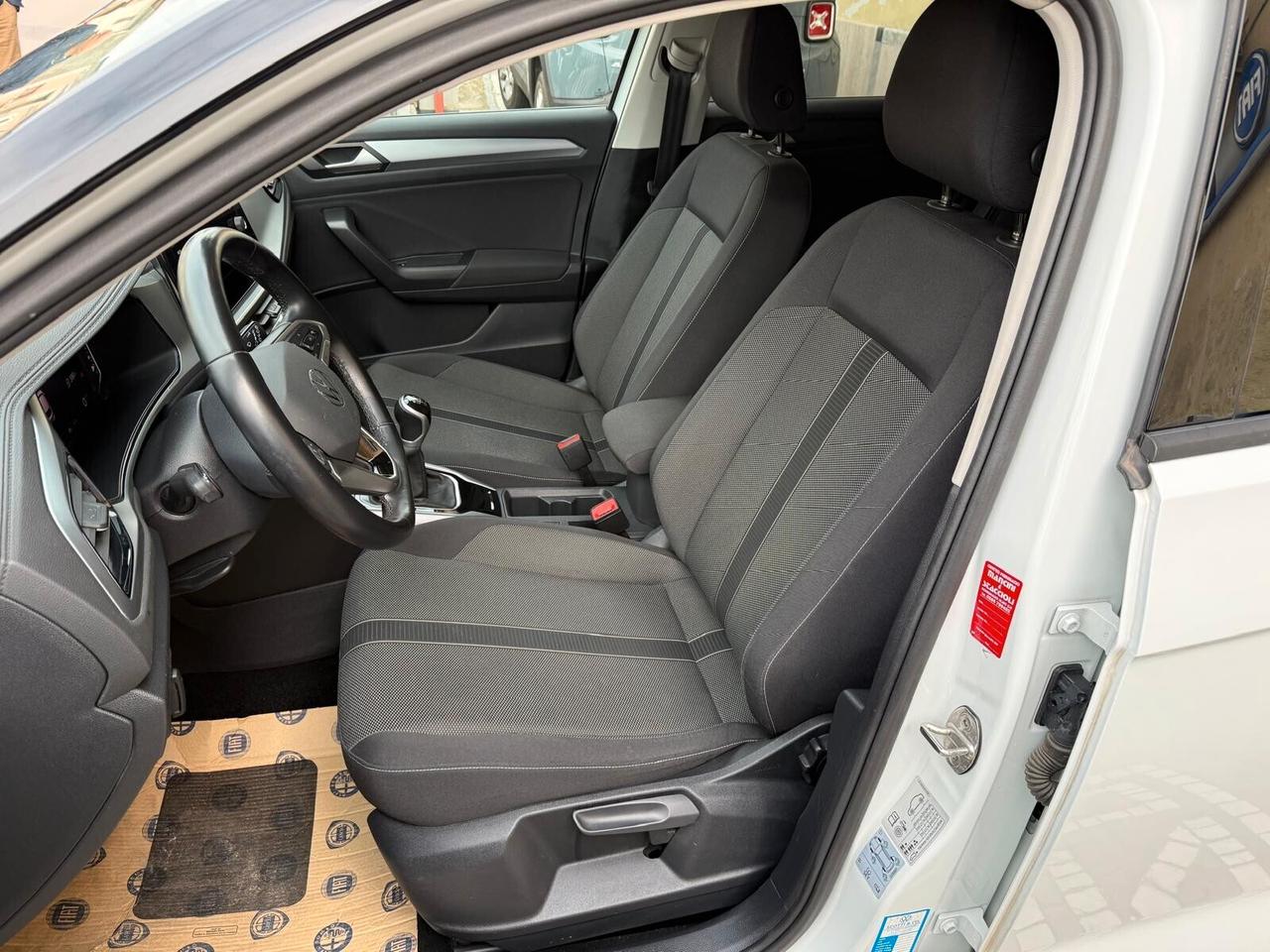 Volkswagen T-Roc 2.0 TDI 115cv 2023 UNICA