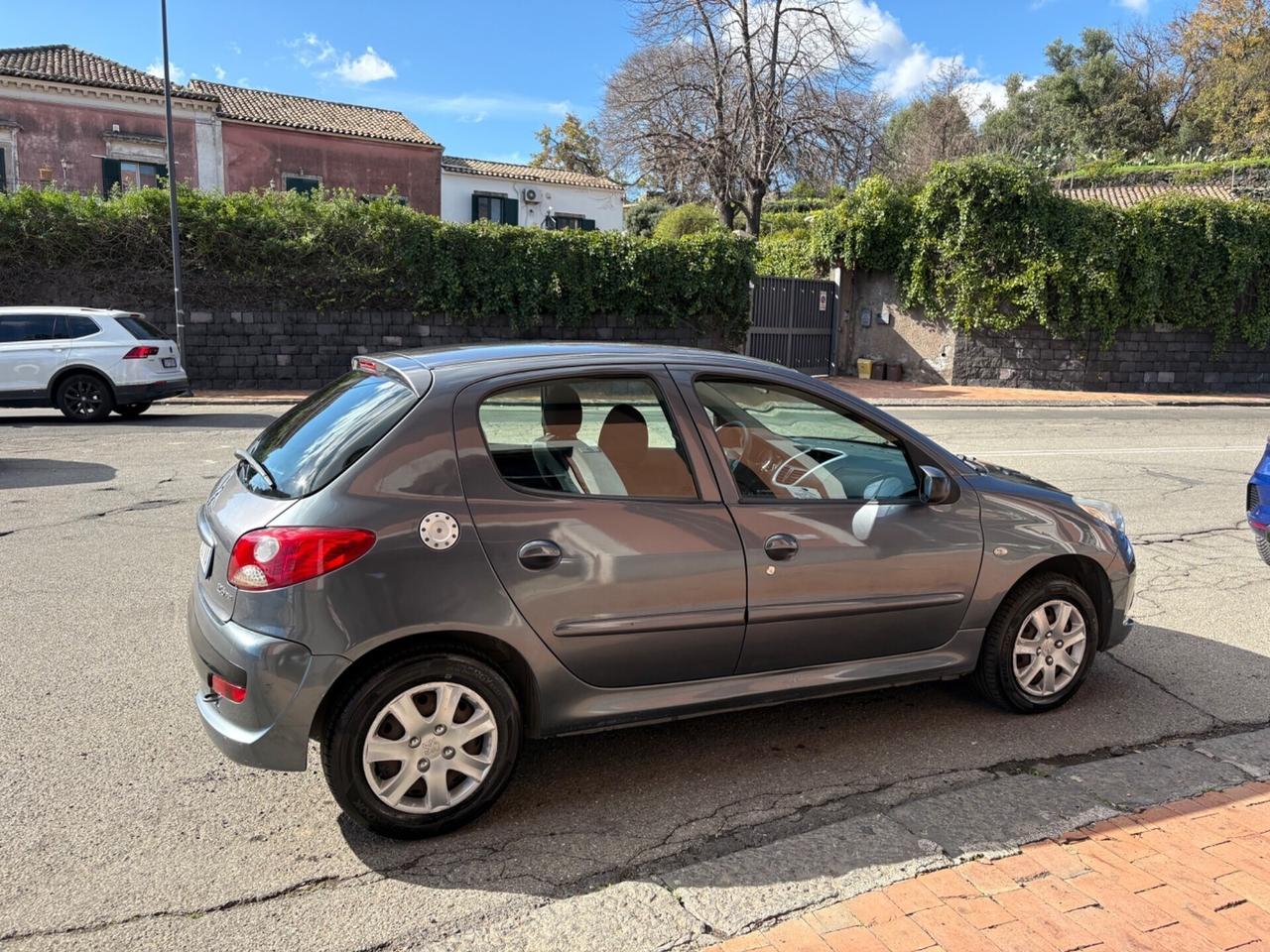 Peugeot 206 Plus 1.4 HDi 70CV 5p. Trendy 2009
