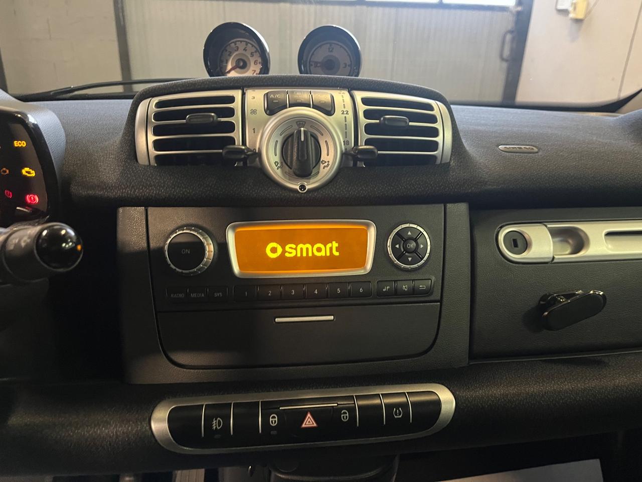 Smart ForTwo 1000 52 kW MHD cabrio pulse