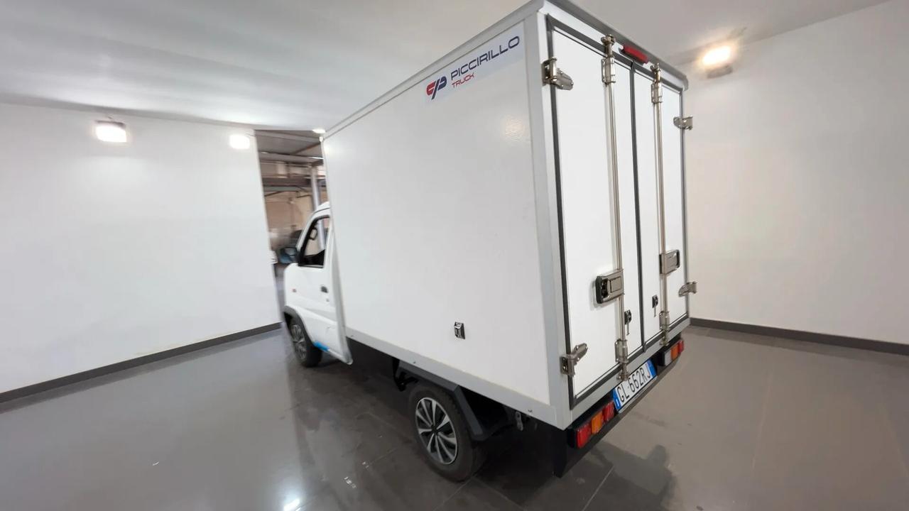 Nextem Orca e-30 30kWh PC Cabinato