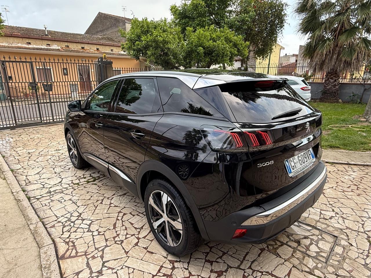 Peugeot 3008 BlueHDi 130 S&S Allure