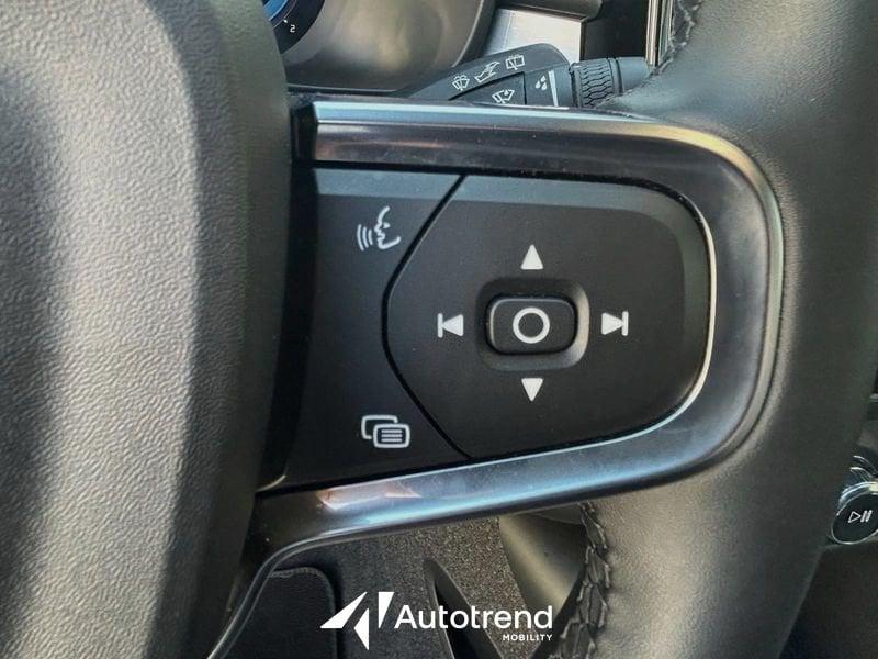 Volvo XC40 B3 163+14 CV Automatico LED Core