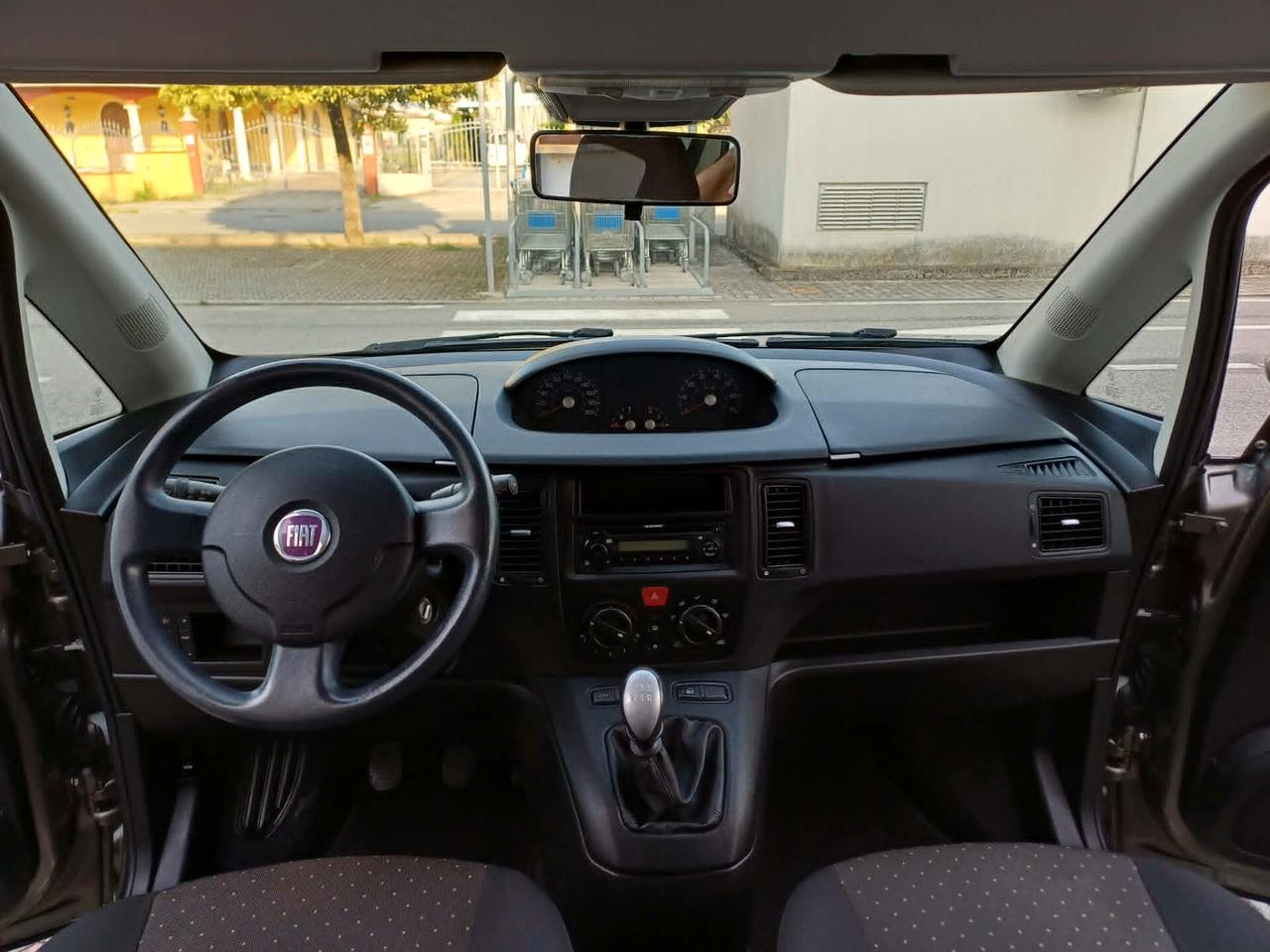 Fiat Idea 1.2 16v 80 cv BlackLabel