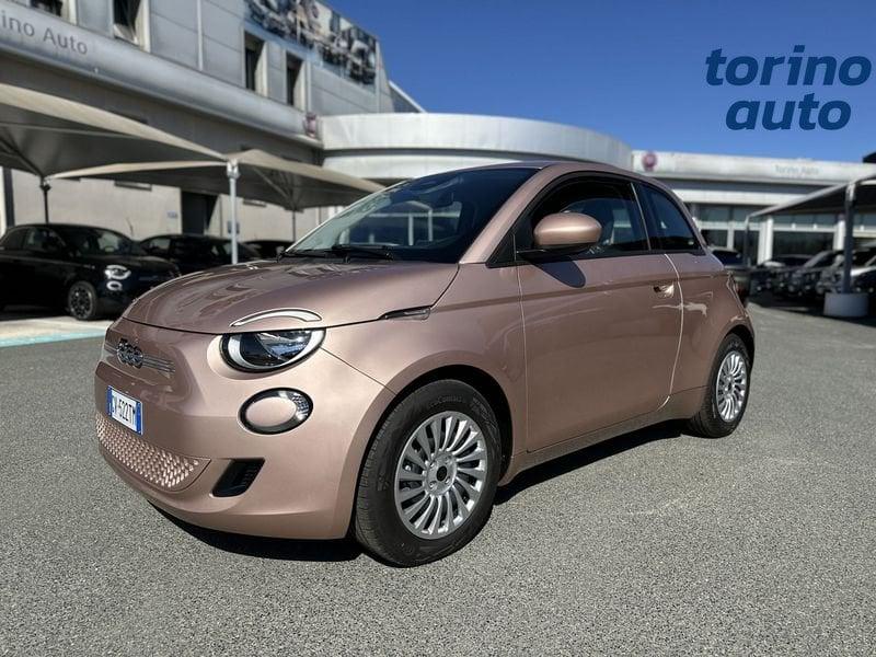 FIAT 500 Action Berlina