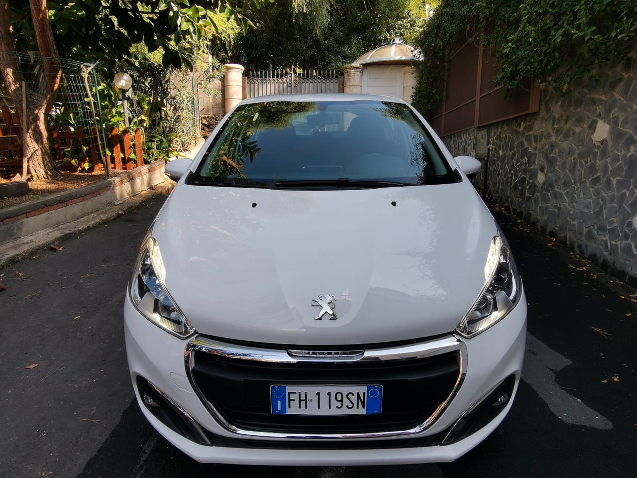 Peugeot 208 BlueHDi 75 cv 2017