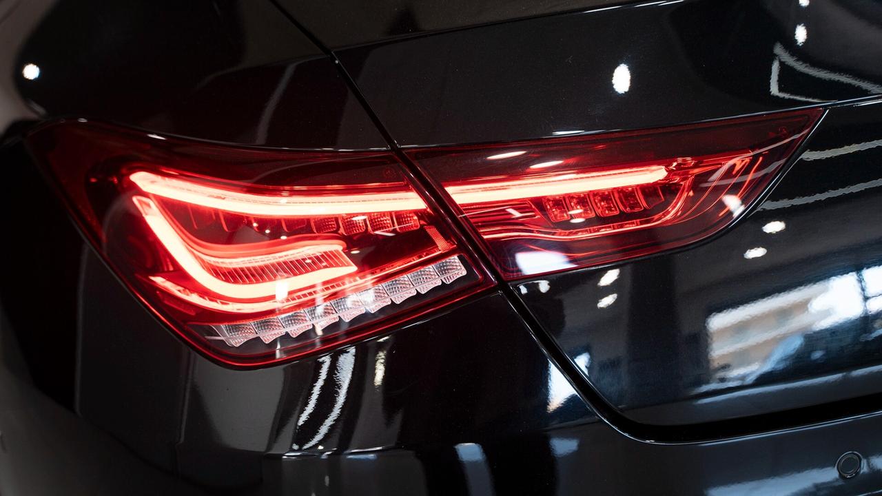 Mercedes-benz CLA 180 D COUPE PREMIUM PLUS AMG 19" PACK LUCI XENO PELLE FULL OPTIONAL