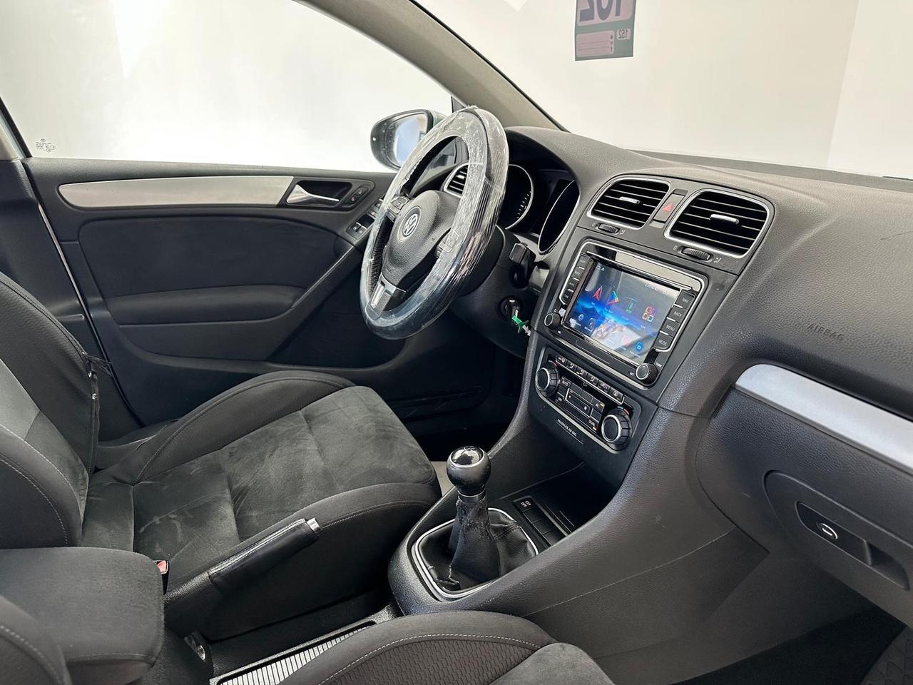 Volkswagen Golf 1.6 Tdi-ANDROID AUTO -2011