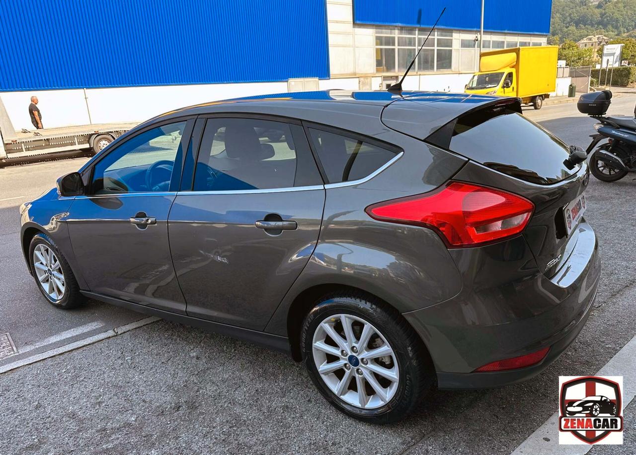 Ford Focus 1.5 TDCi 120 CV Navigatore Cruise control 4 Vetri elettrici