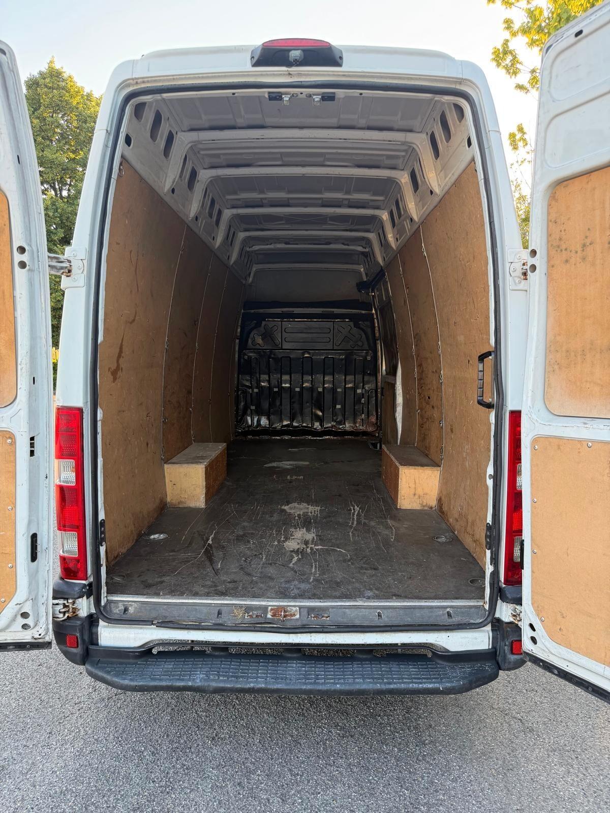 Iveco Daily 35S15V 2.3 HPT PC-TM Furgone