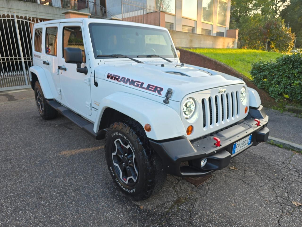 JEEP Wrangler Unlimited 2.8 crd Sahara Automatica