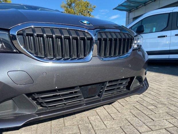 BMW 320 d xDrive Touring Luxury