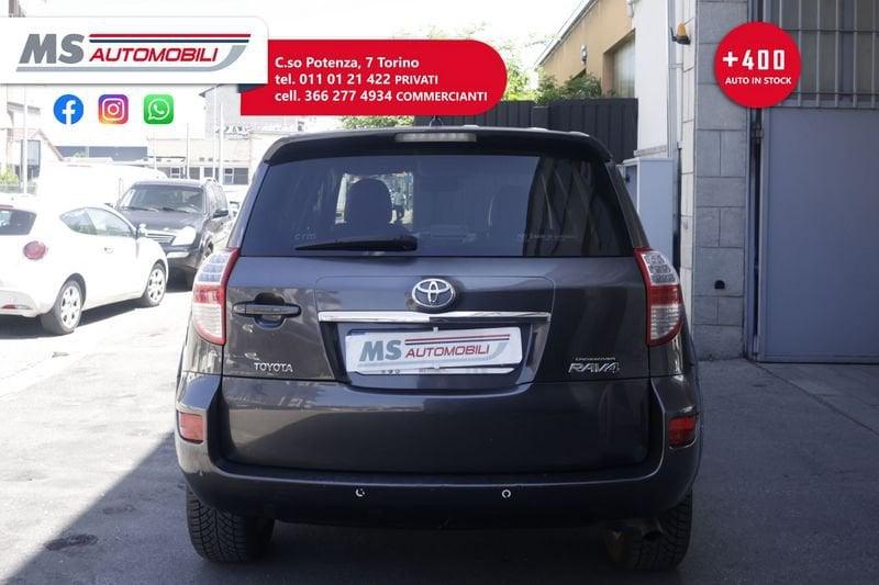 Toyota RAV4 Toyota RAV4 Crossov. 2.2 D-Cat A/T 150 CV Style Unicoproprietario