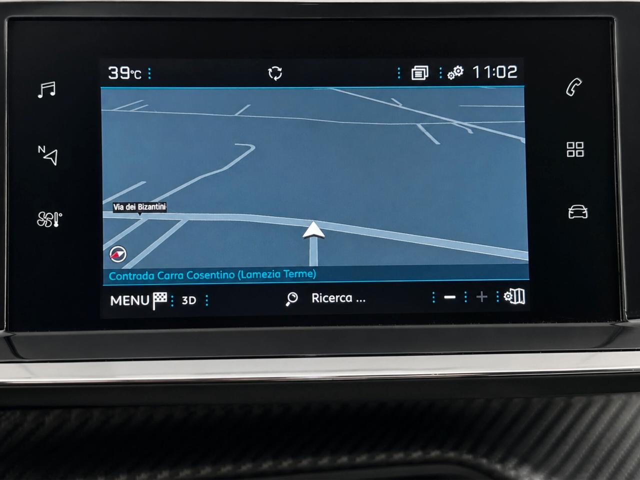 Peugeot 2008 BlueHDi 130 S&S EAT8 Allure