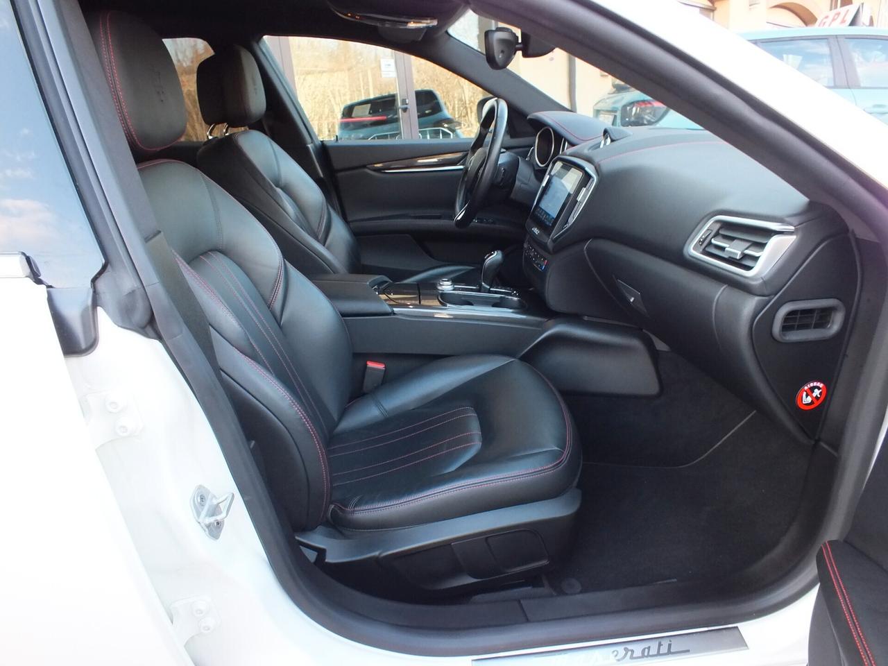 MASERATI GHIBLI V6 DIESEL 250 CV 63.000 KM