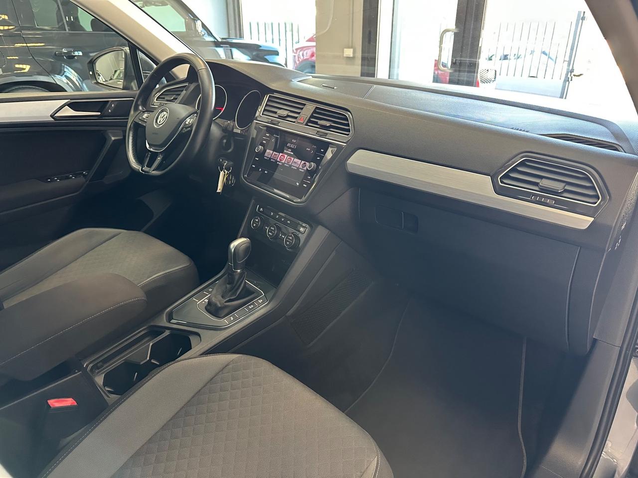 Volkswagen Tiguan 2.0 TDI SCR DSG Business BlueMotion Technology DSG