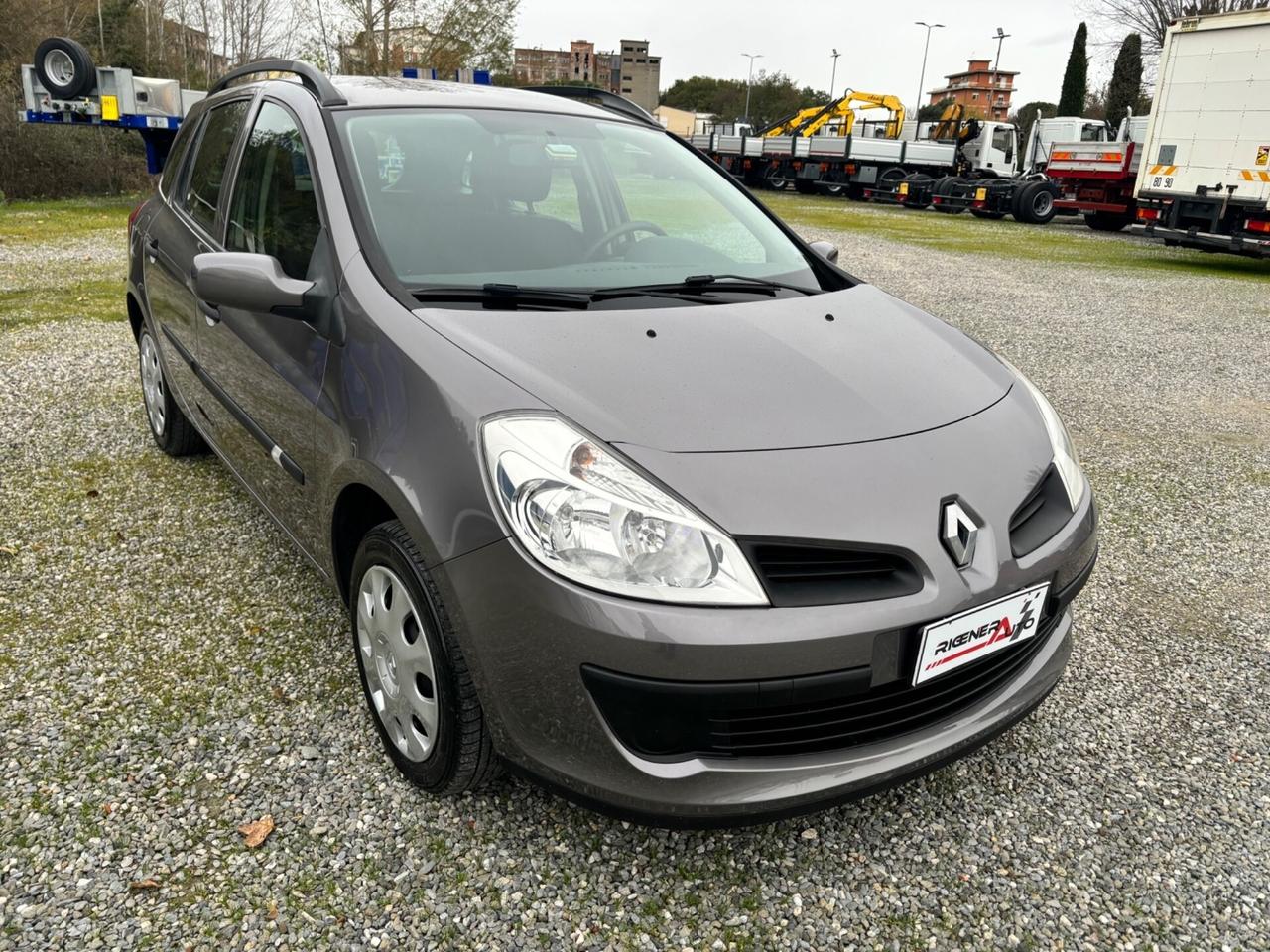 Renault Clio Storia 1.2 5 porte Confort