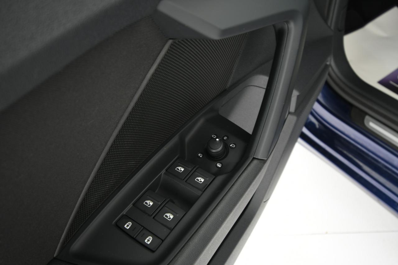 AUDI A3 Sportback 35 2.0 tdi Business Advanced ACC+APP CONNECT