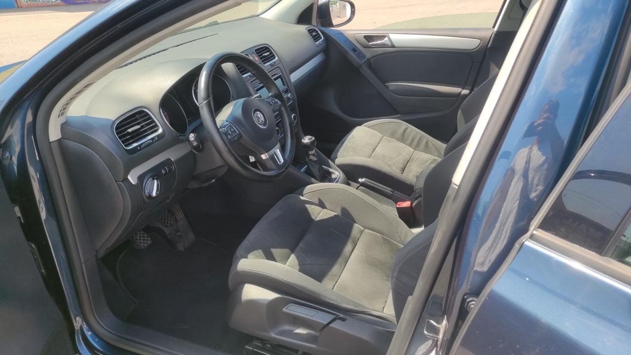 Volkswagen Golf VI 1.6 TDI DPF 5p. Highline NEOPATENTATI - 2010