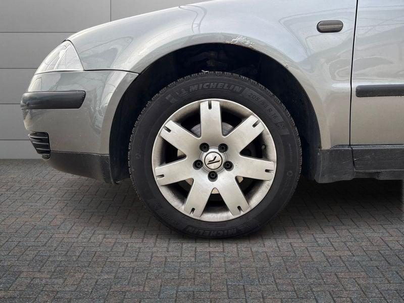 Volkswagen Passat Variant 1.9 tdi Business 130cv