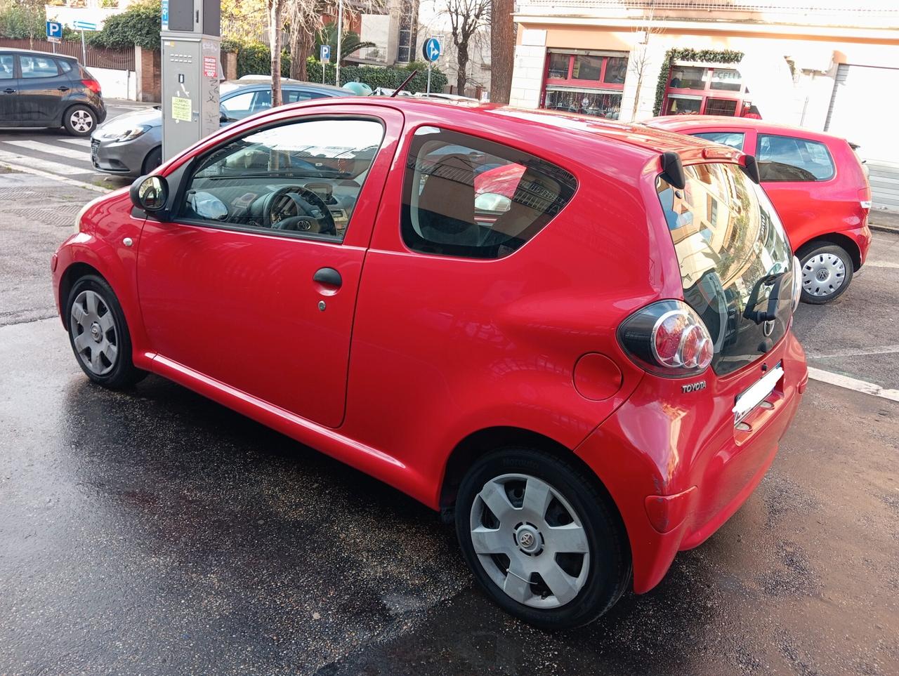 Toyota Aygo 1.0 Now Connect E5 offerta del mese