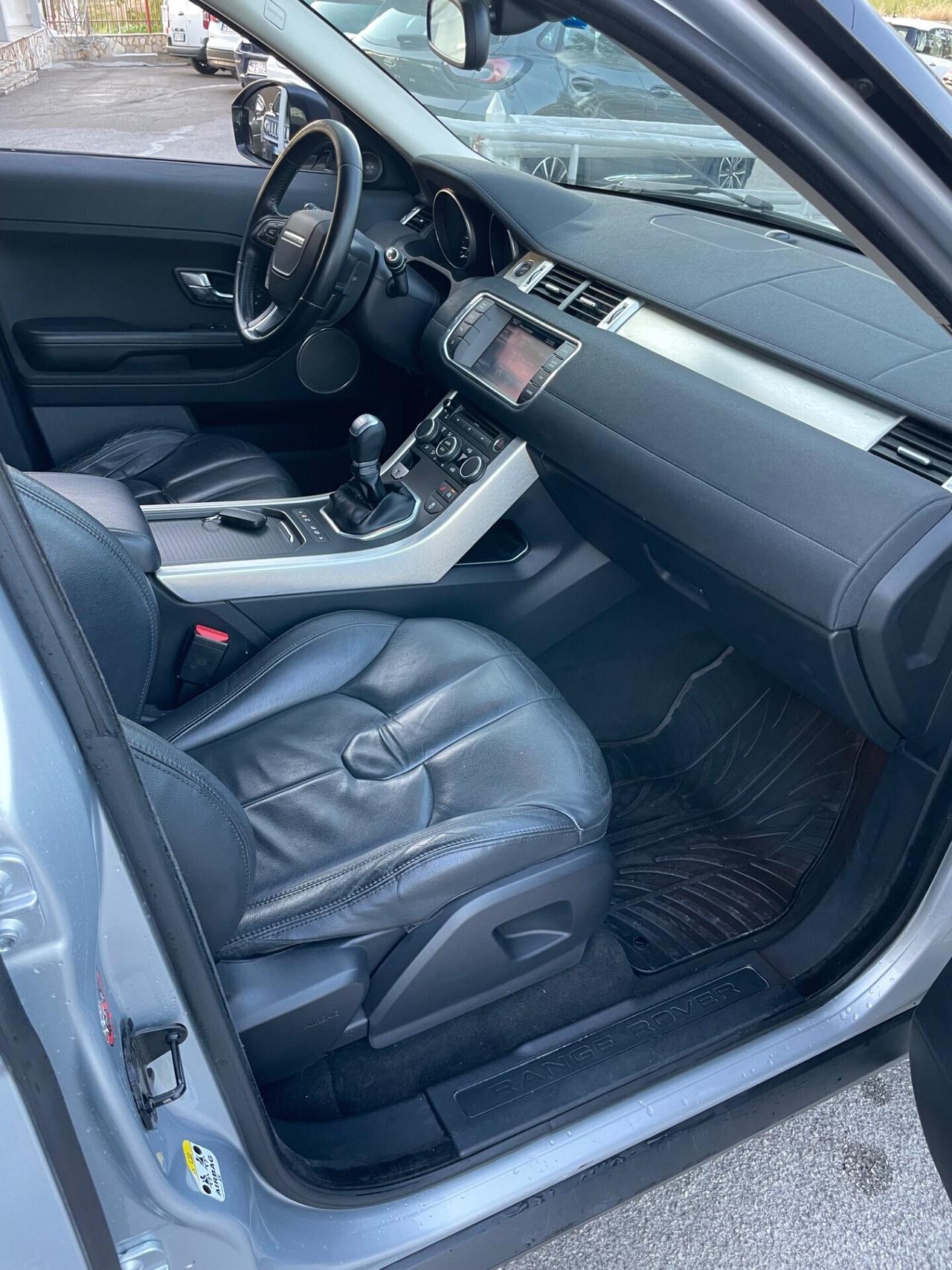Land Rover Range Evoque 2.2 Sd4 5p. Pure