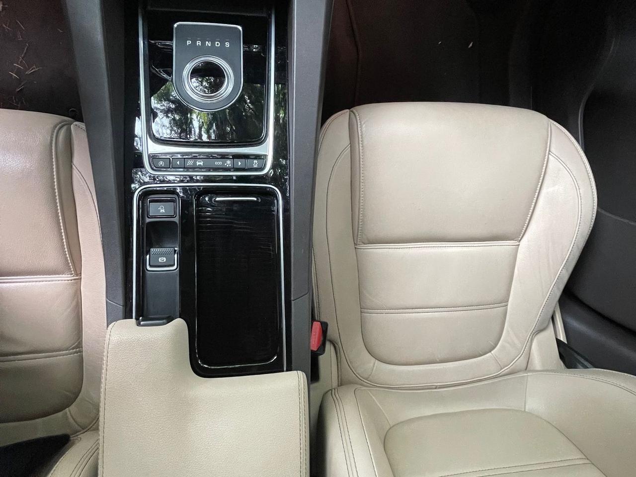 Jaguar F-Pace Prestige 2.0 Turbo