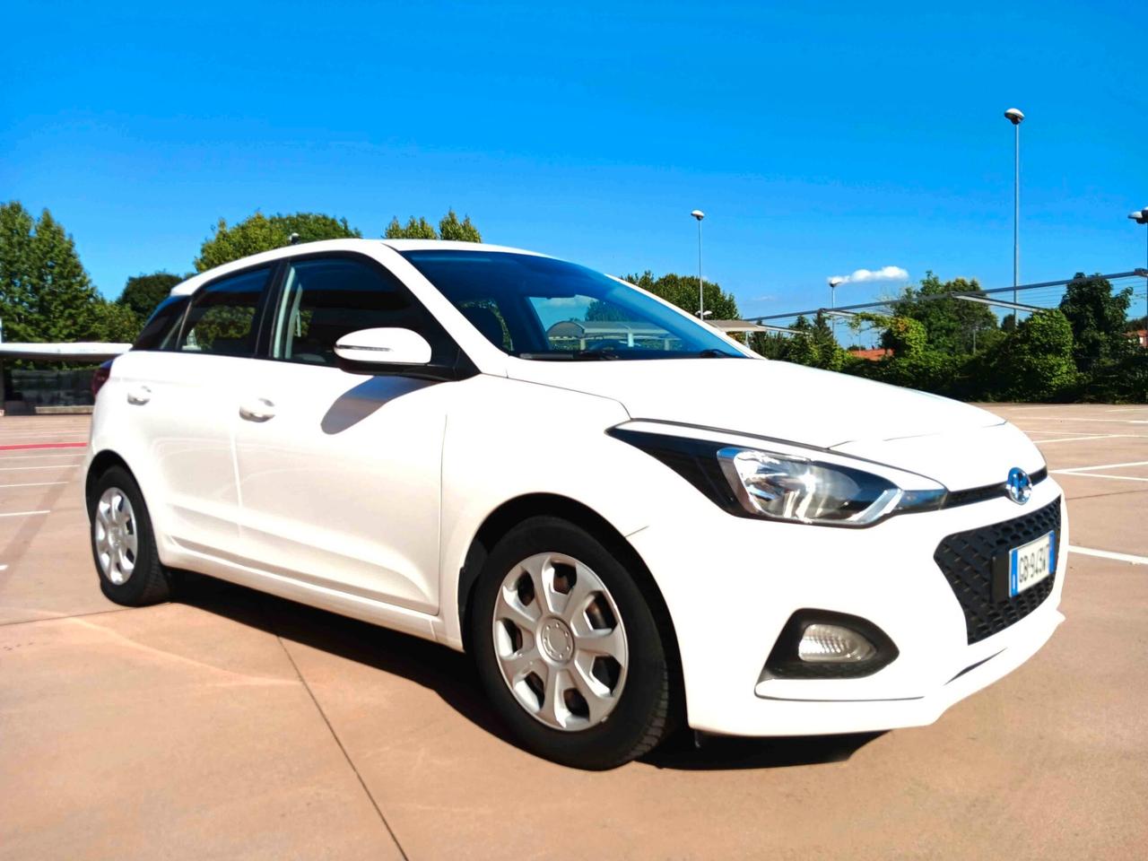 Hyundai i20 1.2 - 49mila km