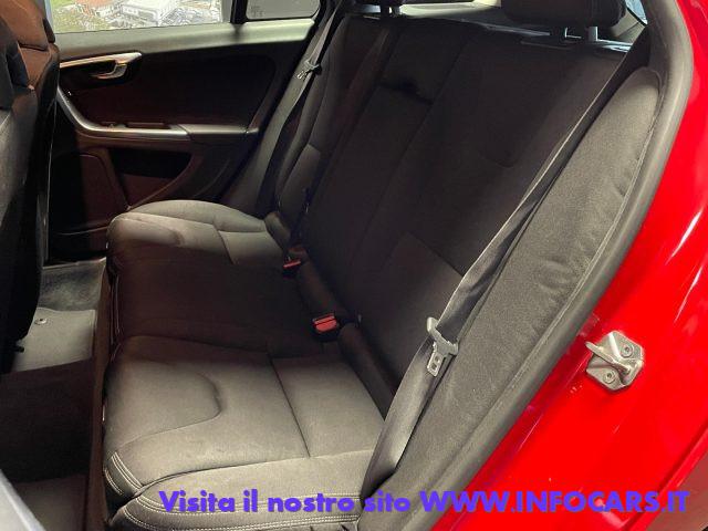 VOLVO V60 D2 1.6 116cv Kinetic